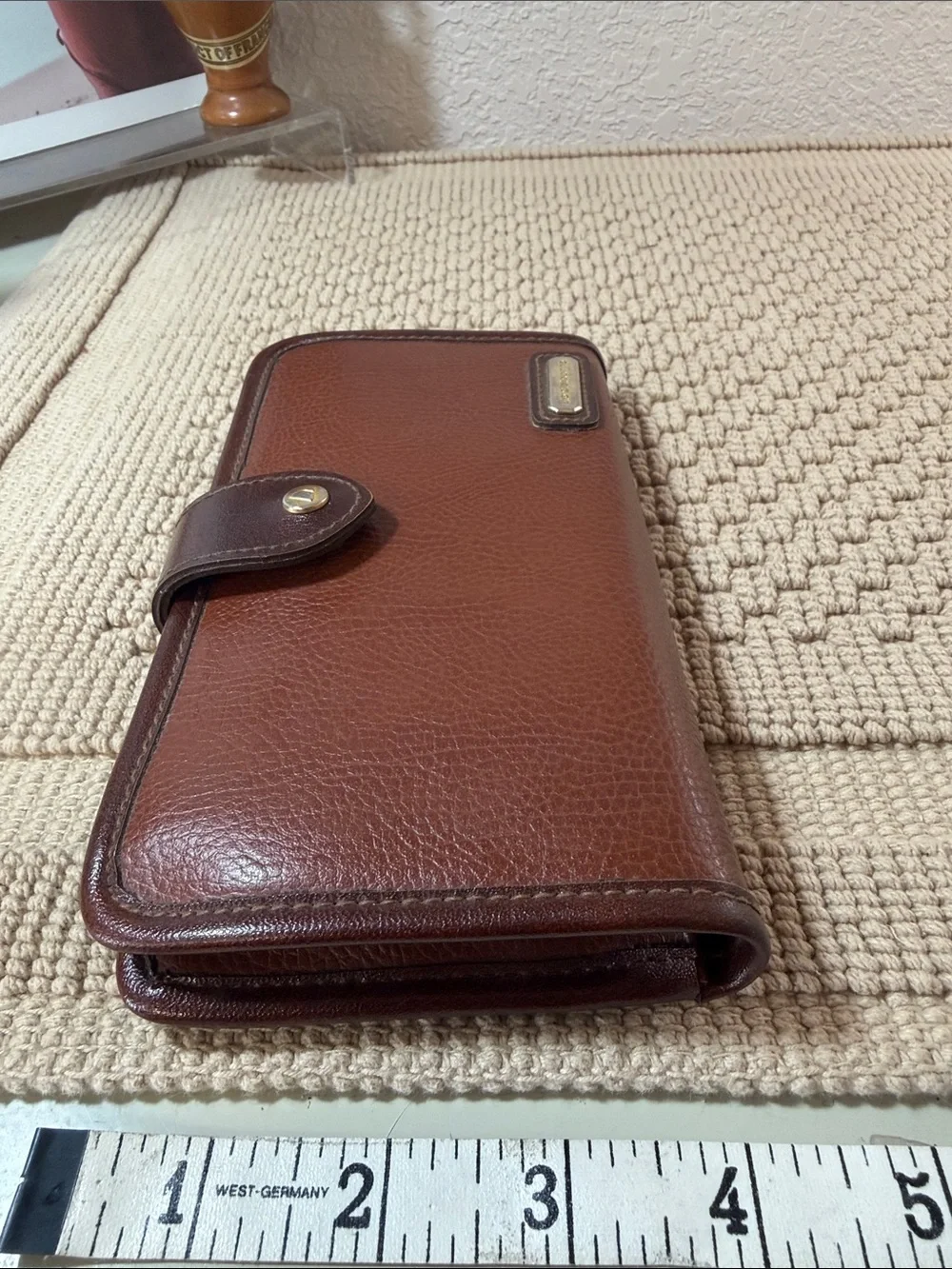 Vintage Liz Claiborne Brown Leather Checkbook Wallet Snap Closure